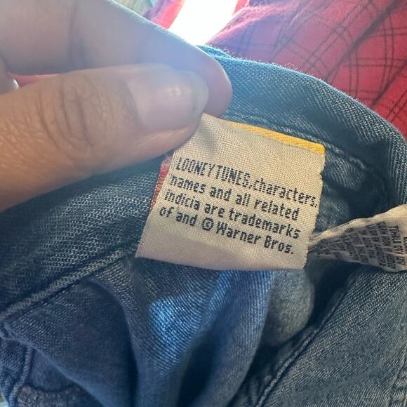 Vintage Looney Tunes Tweety Bird Denim Sleeveless Shirt | 90s Cartoon Tee - Picture 7 of 9